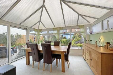 Great Berry Road 14 Conservatory.jpg