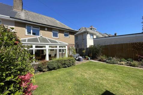 Great Berry Road 14 - New Lawn.jpg