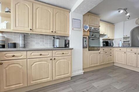 Dartmouth Walk 97 - Kitchen Two.jpg