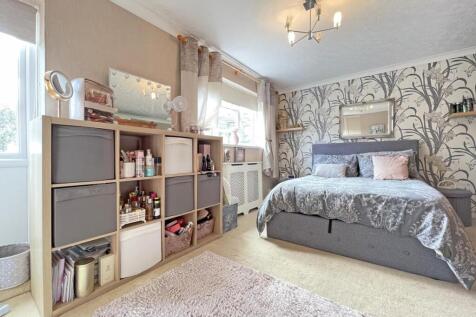 Dartmouth Walk 97 - Bedroom One Long.jpg