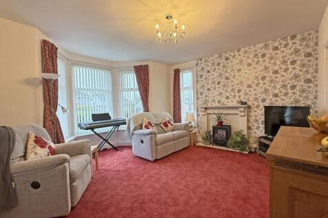 Old Woodlands Road 56 - Lounge 2.....jpg