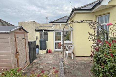 Old Woodlands Road 56 - Rear 2.jpg