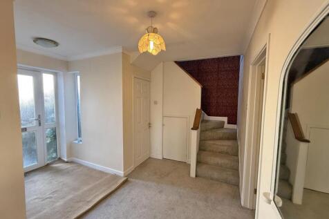 Old Woodlands Road 6- Hallway.jpg