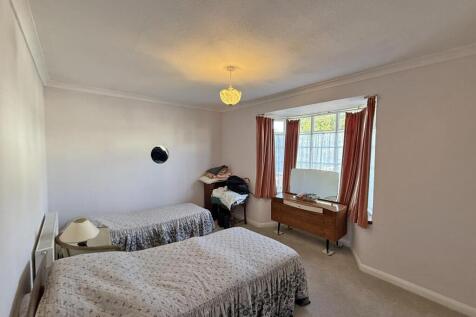 Old Woodlands Road 6- Bedroom 3.jpg