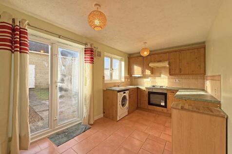 Frobisher Approach 35 - Kitchen Dining Room.jpg