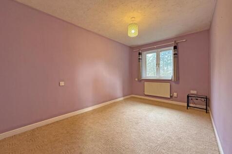 Frobisher Approach 35 - Bed 1.jpg