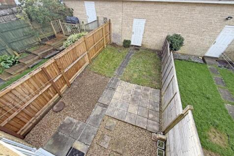 Frobisher Approach 35 - Garden 0.jpg