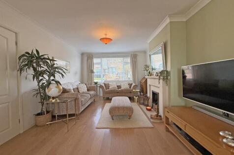 Southwell Road 41 - Lounge 2.jpg