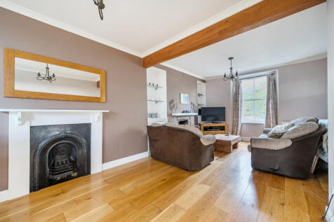 1374785-9-690f55c...