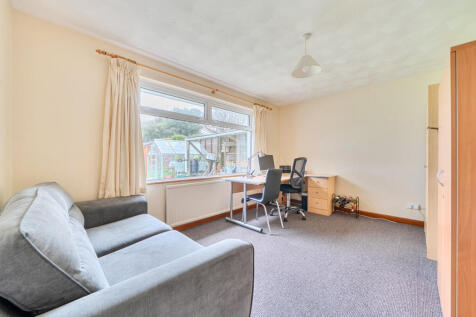 1405279-12-697b6e...