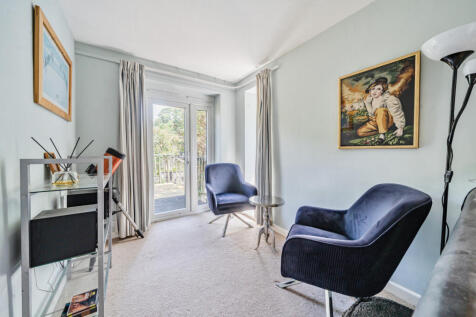 1284104-97-682b65...