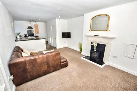 Lounge/Kitchen