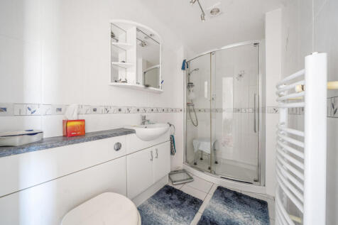 1320359-15-687157...