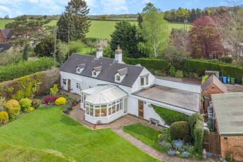 REAR/GARDENS