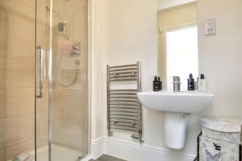 Main Bedroom Ensuite