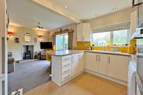 Kitchen/Sitting Room