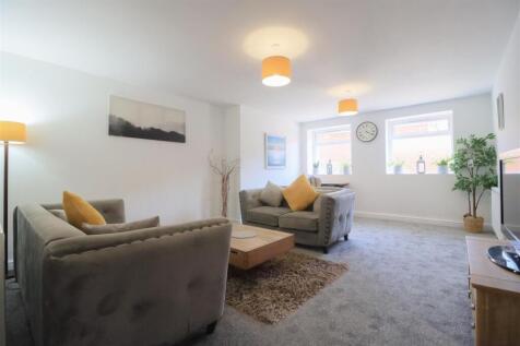 Living / Kitchen / Diner