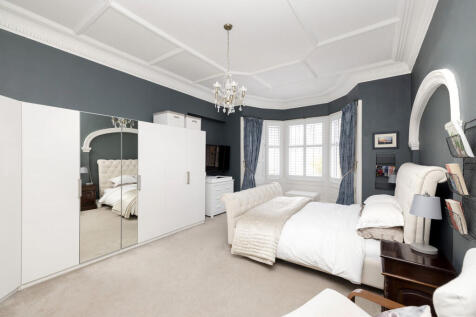 Double Bedroom 1