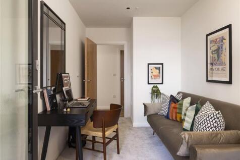 Bedroom 3 / Study