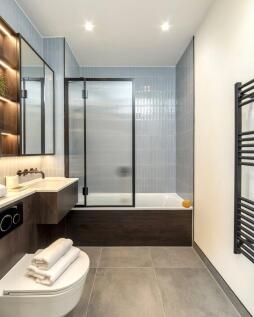 Show Flat Bathroom