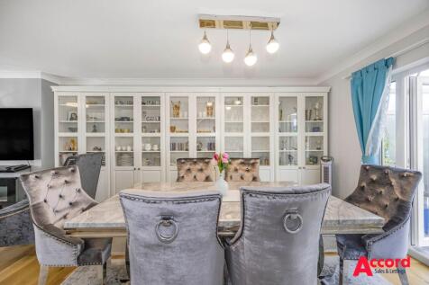 Reception/Dining Room