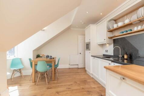 59614_N_Castle_St_00