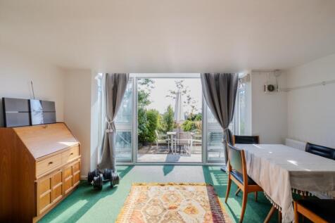 8-Spurgeon-Avenue-33