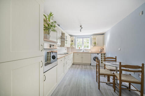 1321454-9-686e333...