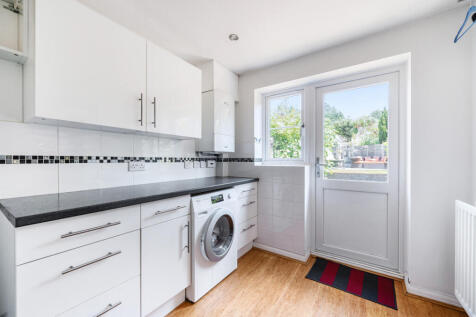 1326476-6-687a4ba...