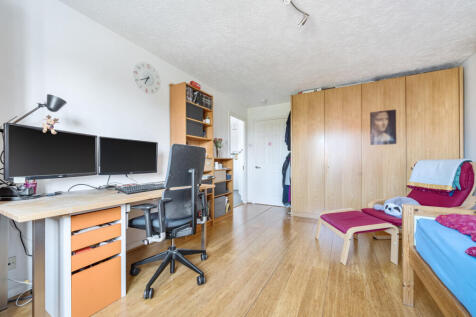 1326476-13-687a4c...