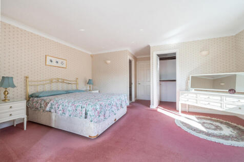 1340913-8-689e165...