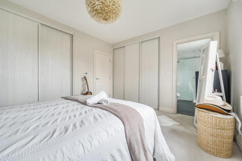 1342428-4-68a71b3...