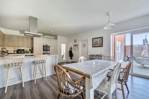 1354562-20-68cd5c...