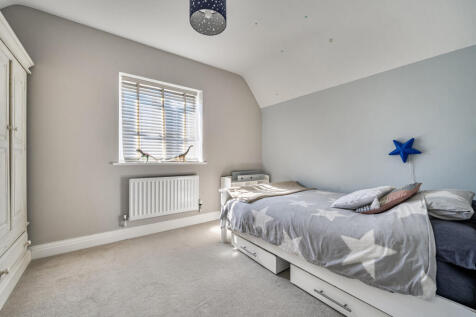 1354562-7-68cd594...