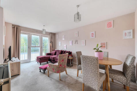 1341637-1-68a5914...