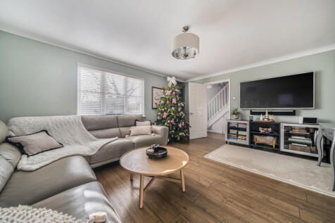 1388775-15-693975...