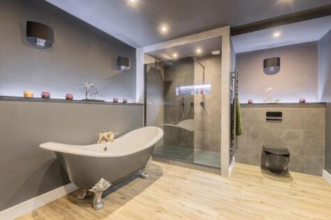 Main Bedroom Ensuite