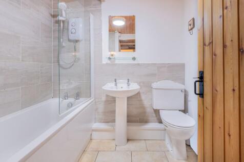 Stable - Bathroom 
