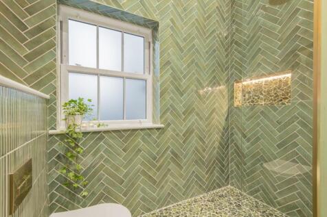 The Studio - Bathroom