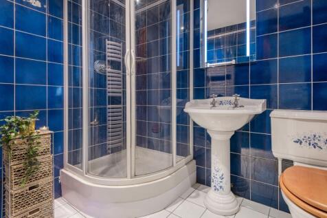 First Floor Bathroom