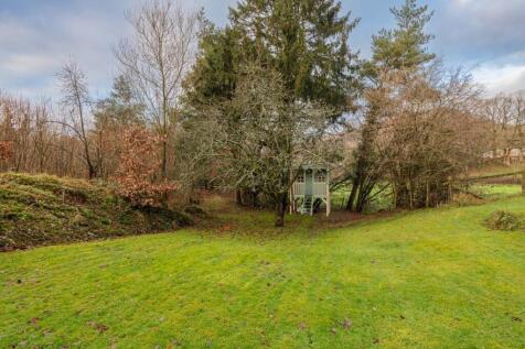 Back Garden and Summerhouse