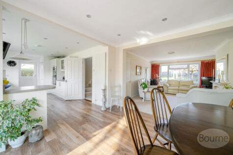 a32b26a8-80b5-40b...