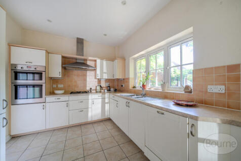 e320edeb-2173-48a...