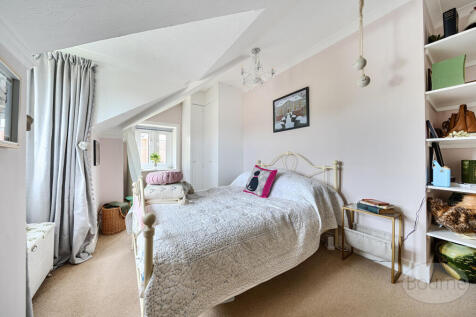 bdb576e4-cb83-45a...