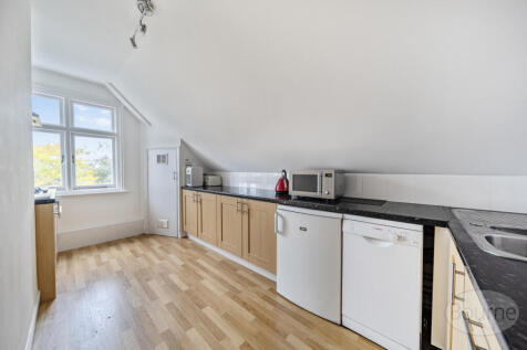 aec70aed-03bf-4c8...