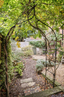 37f7ee8c-128d-4fa...