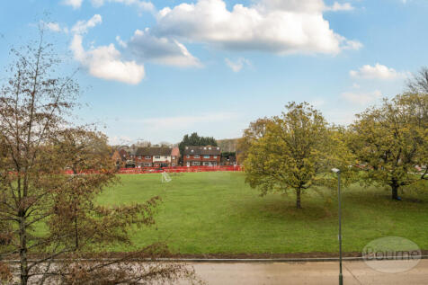 8b39d29d-c775-4ee...