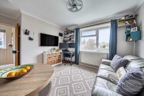 f51a76bc-e18f-4b4...