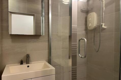 Shower Room.jpg