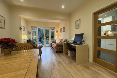 New Dining Room 4.jpeg